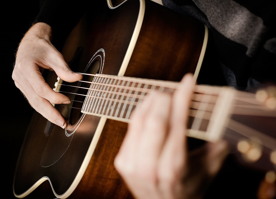 Curso de Violão. Legends Escola de Música.